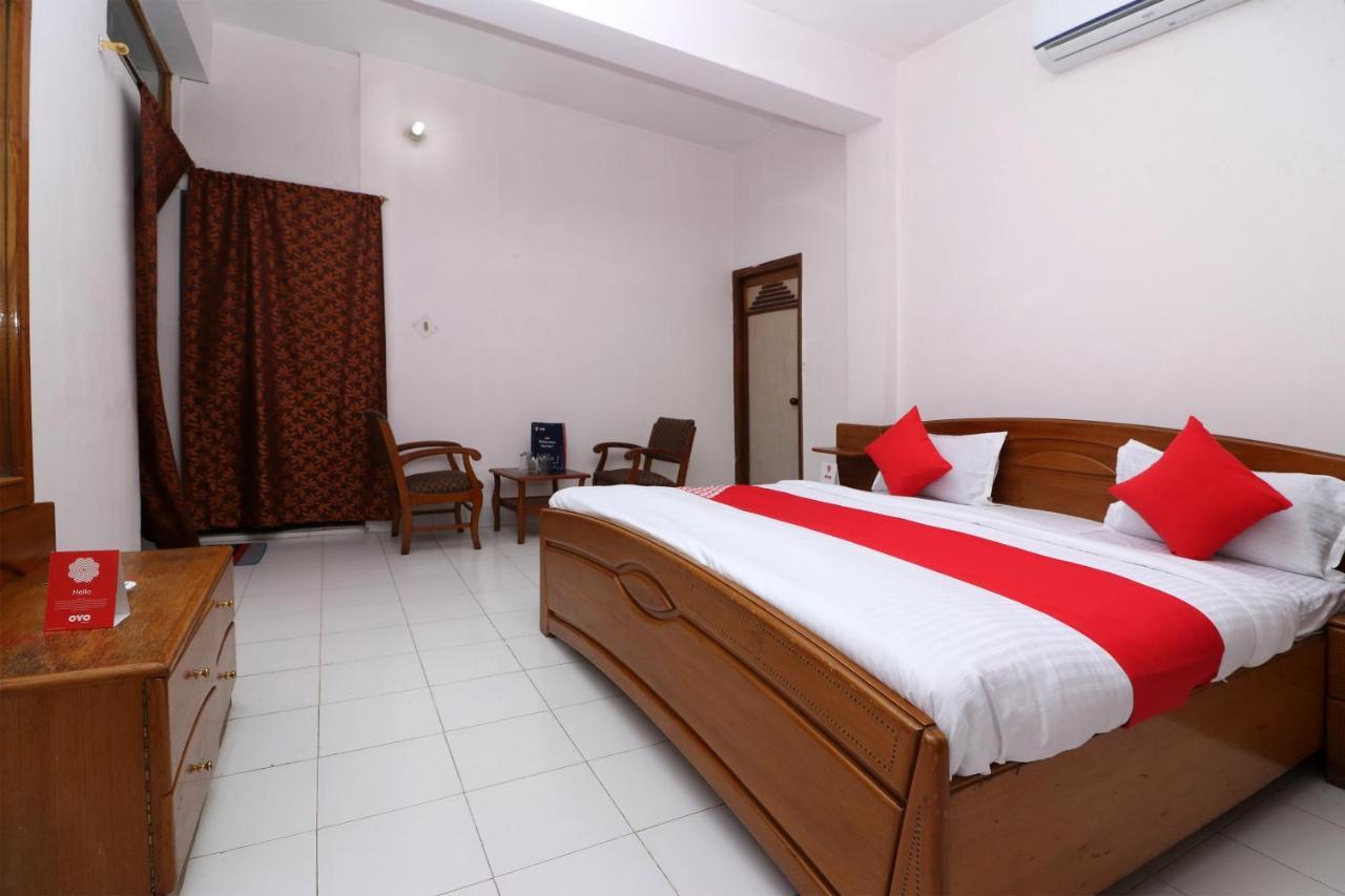 OYO 16112 Hotel Uruvela International Bodh Gaya Esterno foto