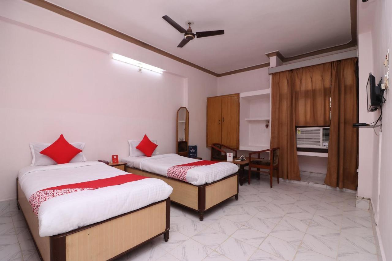 OYO 16112 Hotel Uruvela International Bodh Gaya Esterno foto