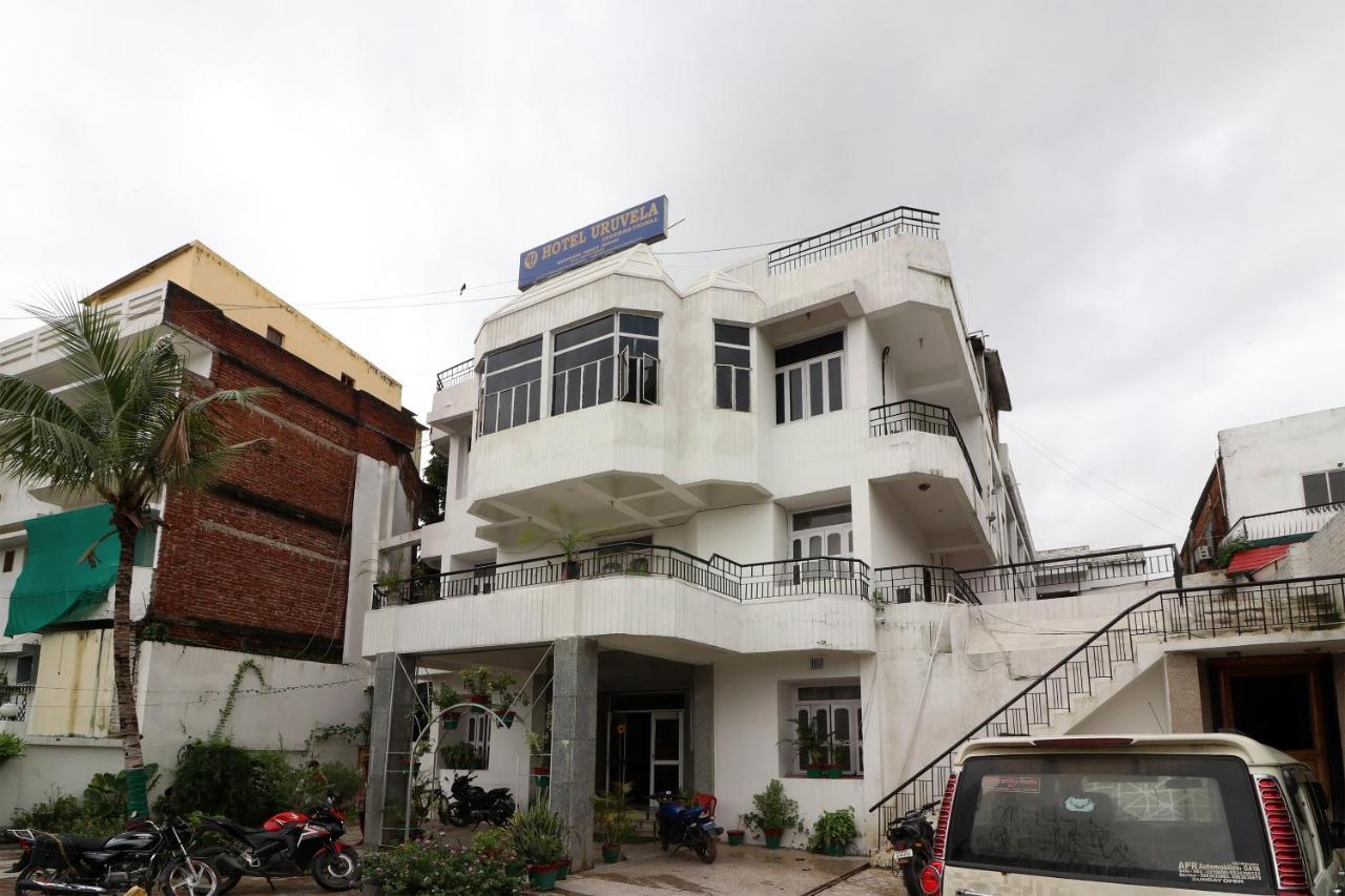 OYO 16112 Hotel Uruvela International Bodh Gaya Esterno foto